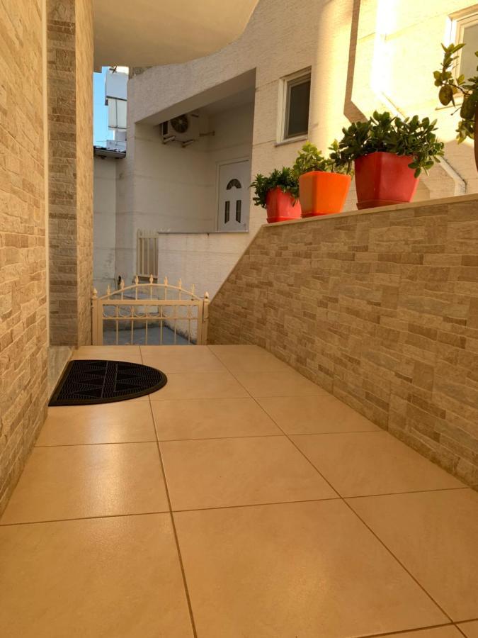 Guesthouse A&F Ksamil Bagian luar foto